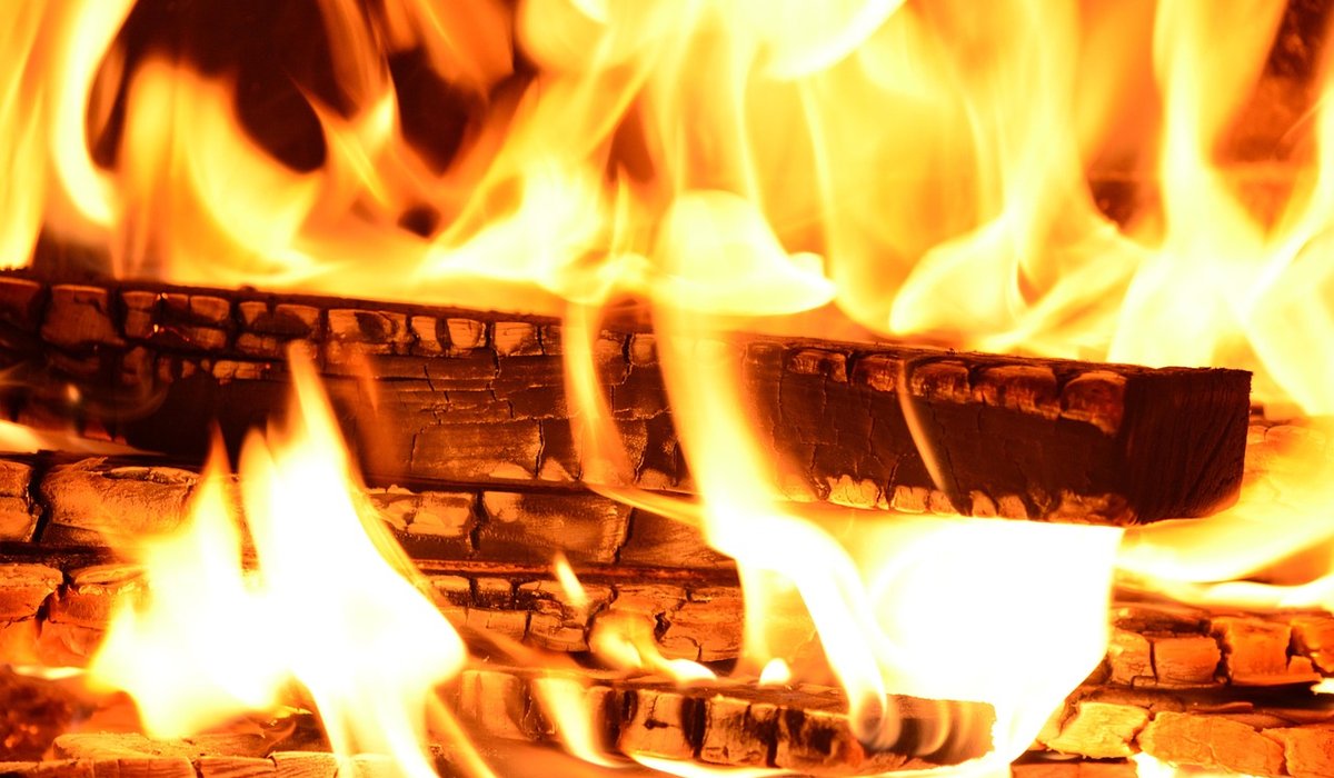 Campfire Bread Recipes for Cold Mornings